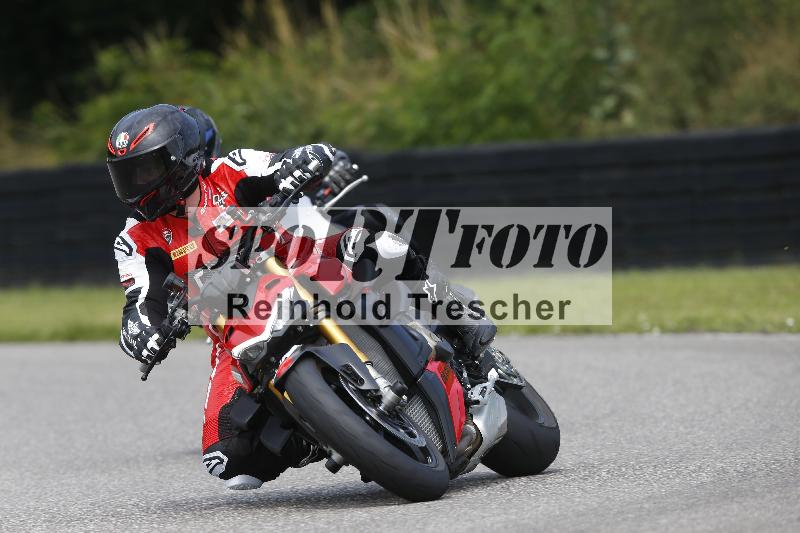 /25 10.06.2025 MaxRacing ADR/Gruppe rot/unklar